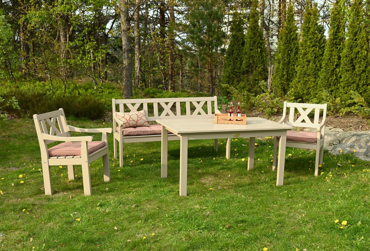 Lakkøy sett 3+1+1+spisebord - sandbeige