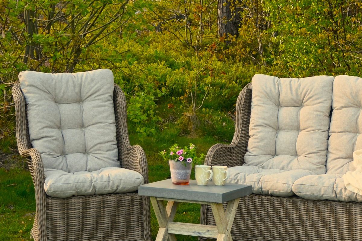 Flock Høy putesett 2+1+1 - design Linebeige, 4 puter 